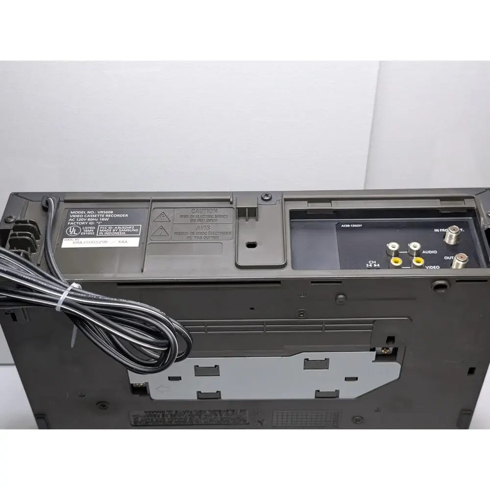 Samsung VR5608 VHS VCR 4 Head Video Cassette RecorderFOR PARTS REPAIR AS-IS